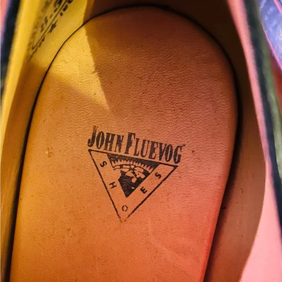 Killer John Fluevog Black Platform Mary Jane’s - Picture 9 of 12